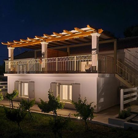 Apollonides Seafront Villa1 Aoede Ликсури Экстерьер фото