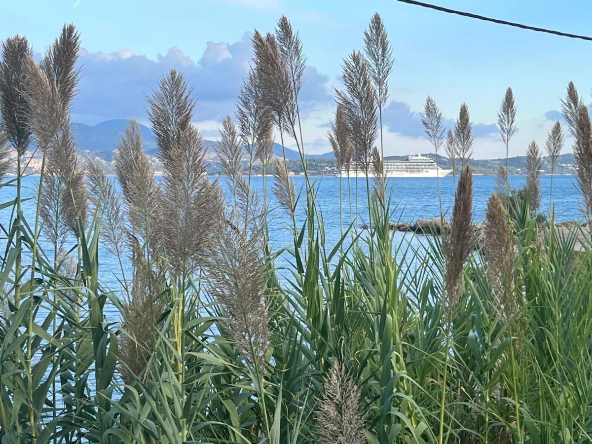 Apollonides Seafront Villa1 Aoede Ликсури Экстерьер фото