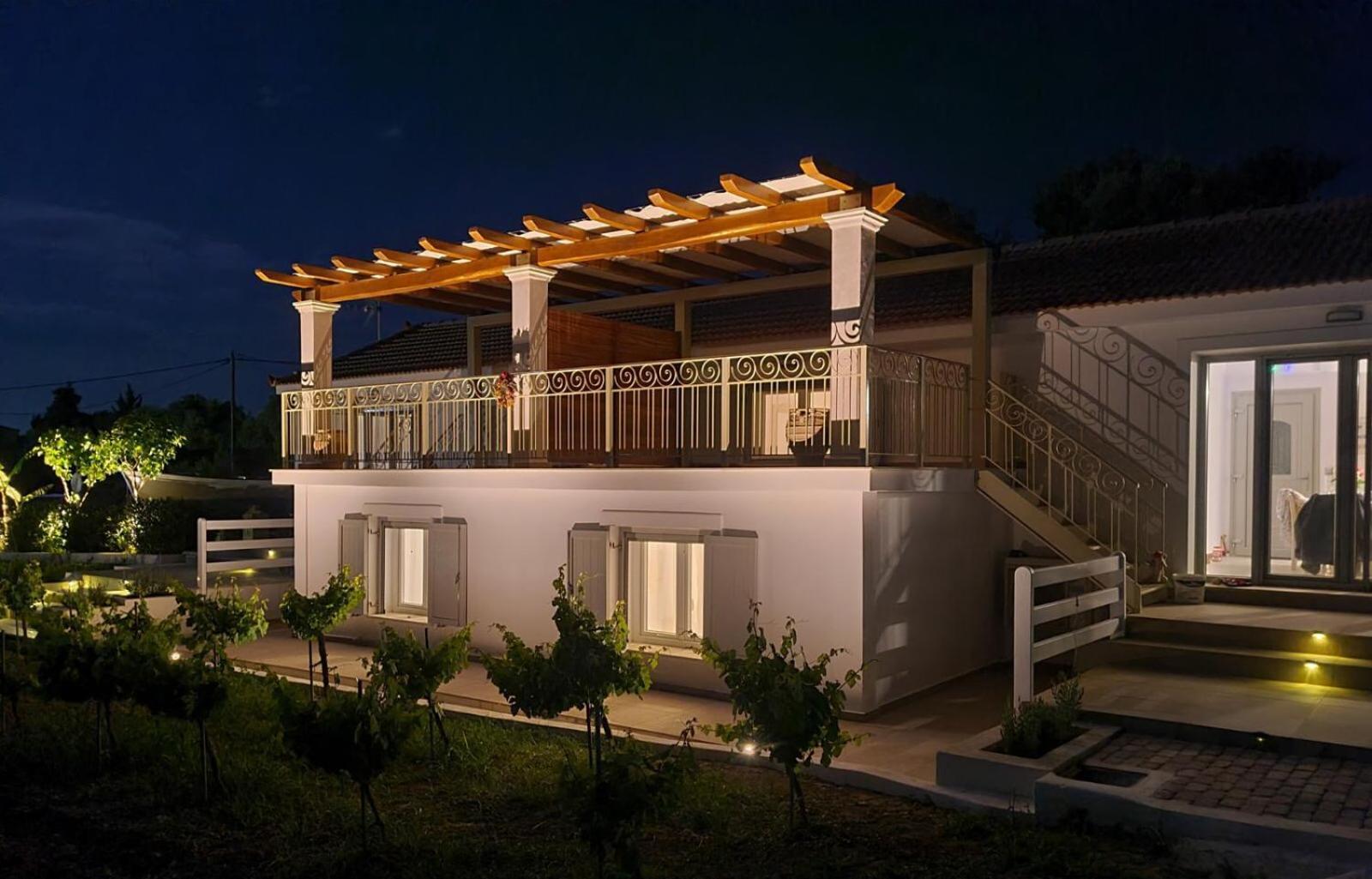 Apollonides Seafront Villa1 Aoede Ликсури Экстерьер фото
